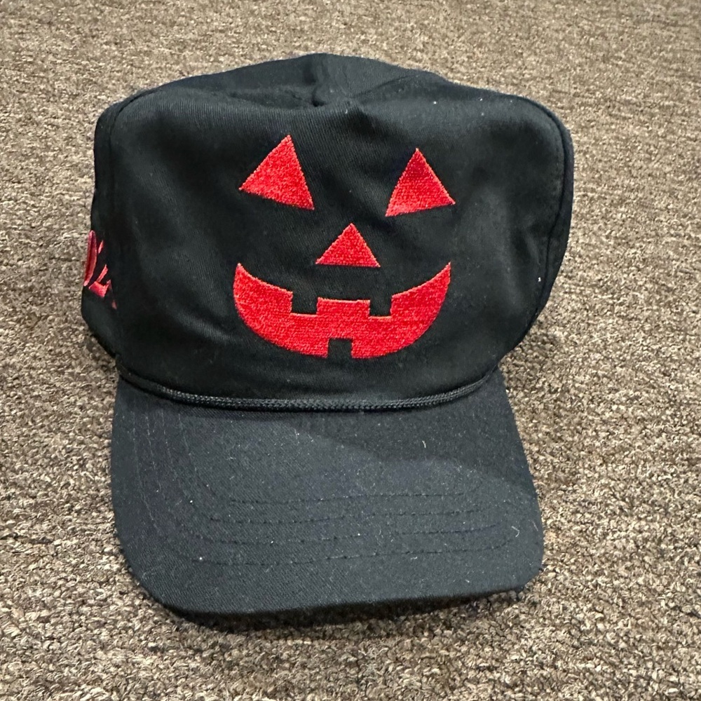 OFFICIAL TRUMP HALLOWEEN 2024 PUMPKIN HAT - LIMITED EDITION!